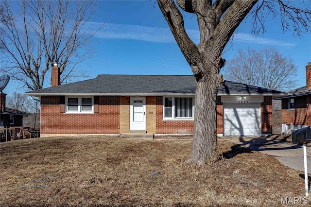 2407 Caverhill Dr, Saint Louis, MO 63136 - photo 2
