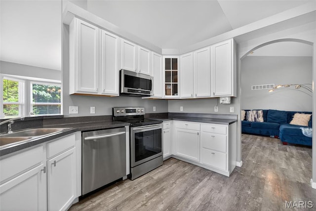 1831 Autumn Trl, Wentzville, MO 63385