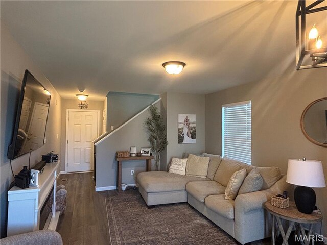 920 Walnut Point Dr, Imperial, MO 63052