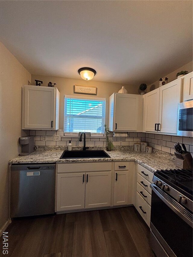 920 Walnut Point Dr, Imperial, MO 63052