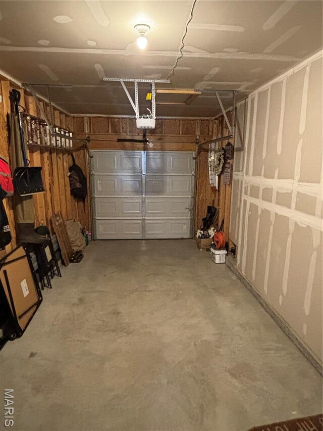 920 Walnut Point Dr, Imperial, MO 63052