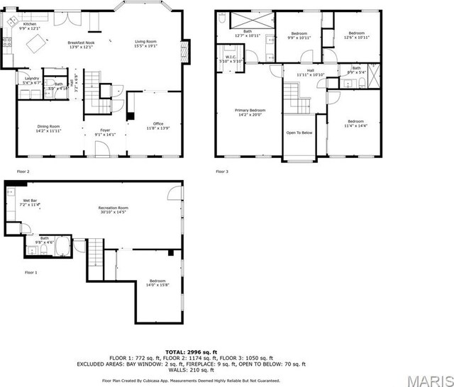 421 Keystone Dr, Fenton, MO 63026