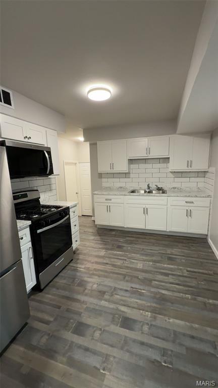 10528 Langford Dr, Saint Louis, MO 63136 - photo 21