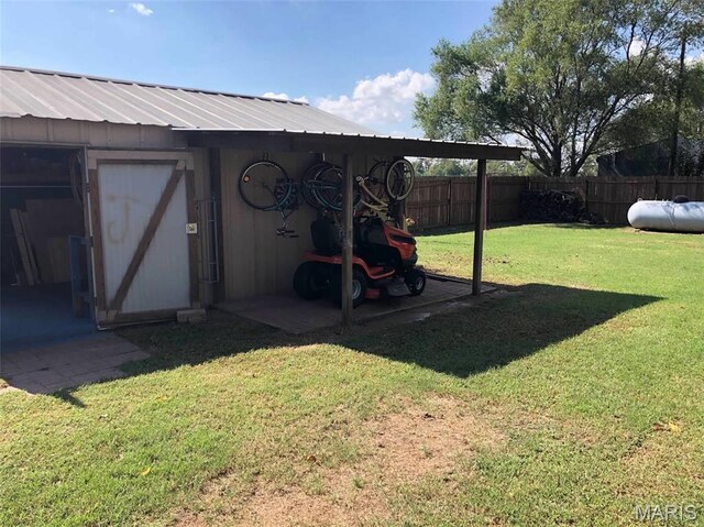746 State Highway P, New Madrid, MO 63869 - view of fenced backyard
