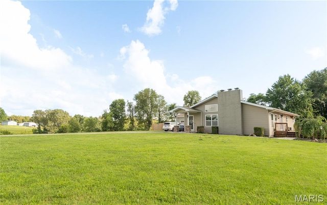 16533 Chateau Ln, Dexter, MO 63841 - view of grassy yard