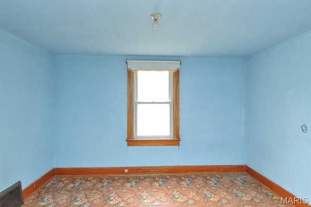 307 S S St, Smithton, IL 62285 - spare room with baseboards