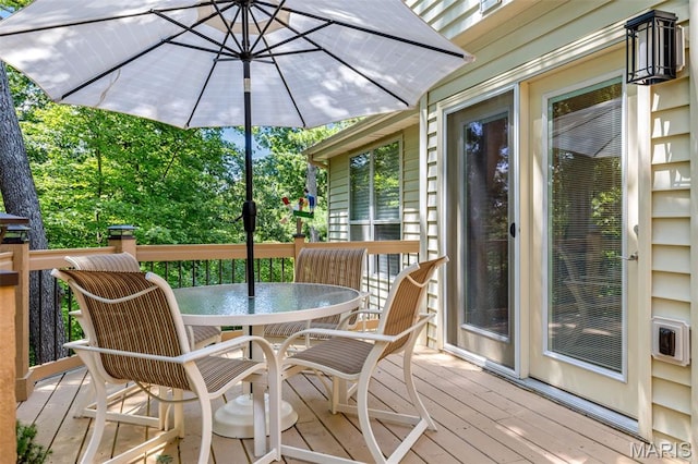 14 Greystoke Ct, Ballwin, MO 63021 - wooden deck with outdoor dining space