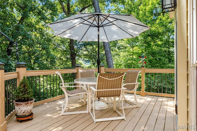 14 Greystoke Ct, Ballwin, MO 63021 - wooden deck with outdoor dining space