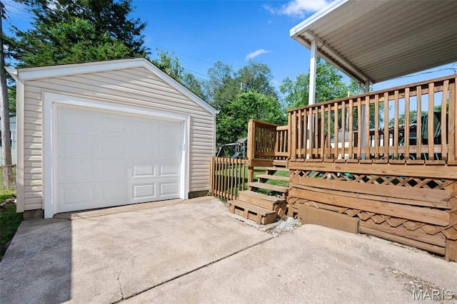 10256 Saint Dennis Ln, Saint Ann, MO 63074 - detached garage featuring concrete driveway