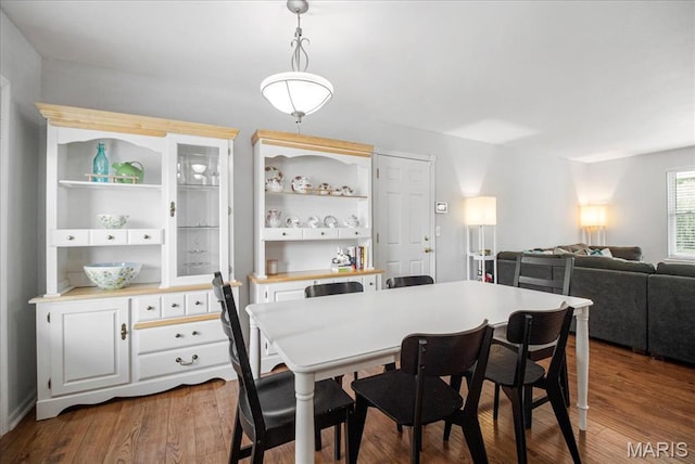 5 N Willow Grove Ct, Saint Peters, MO 63376 - dining space featuring dark wood-type flooring
