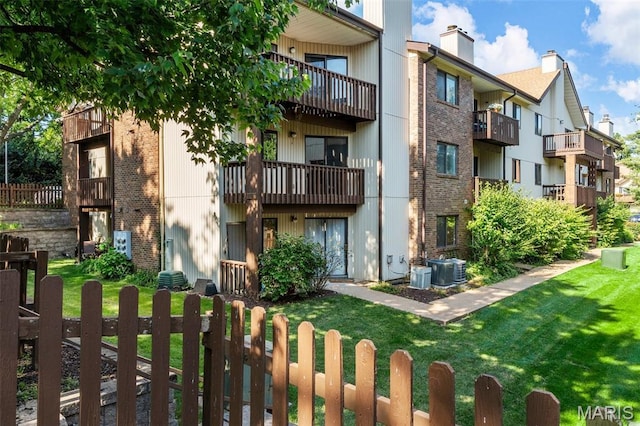 1514 Summer Run Dr Unit 208, Florissant, MO 63033 - view of building exterior