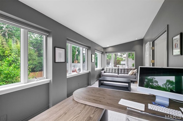 20 Ridgemoor Dr, Clayton, MO 63105 - sunroom / solarium featuring plenty of natural light and lofted ceiling