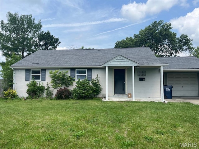 205 E Northview Ave, Wentzville, MO 63385 - single story home featuring an attached garage, a front lawn, and a shingled roof