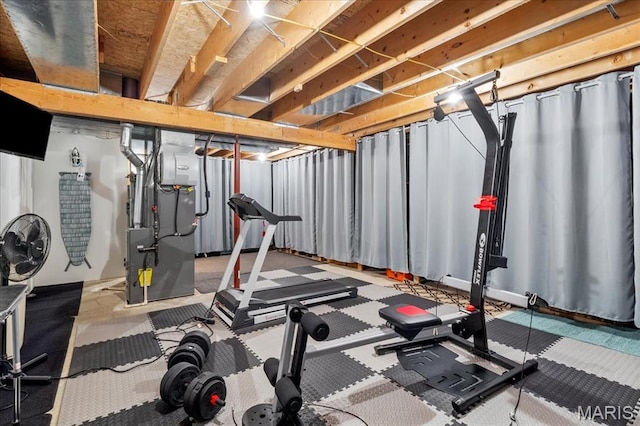 13345 Iberg Rd, Highland, IL 62249 - workout area featuring carpet flooring and heating unit
