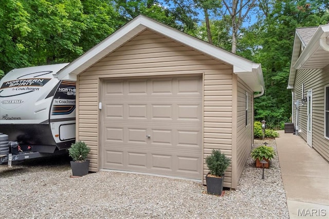 13345 Iberg Rd, Highland, IL 62249 - detached garage with gravel driveway