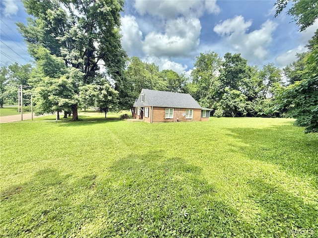 904 Vernon St, Farmington, MO 63640 - view of grassy yard