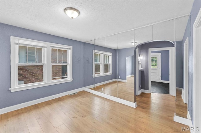 7063 W Florissant Ave, Flordell Hills, MO 63136