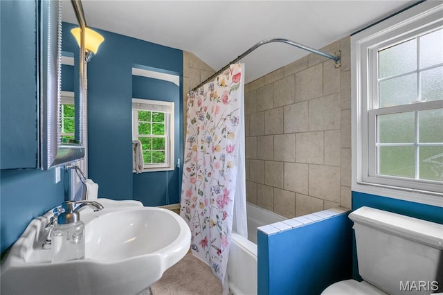 1000 Diversey Dr, Crestwood, MO 63126 - bathroom with a sink and shower / bath combo with shower curtain