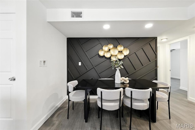 9441 Ridge Ave, Overland, MO 63114 - dining area featuring light wood-style flooring and recessed lighting