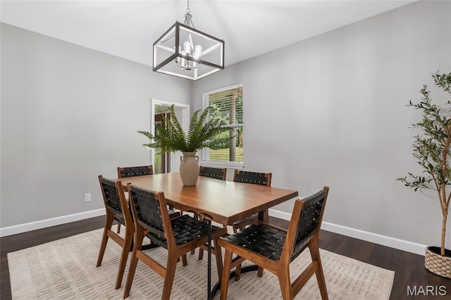 3516 Hawthorne Ridge Dr, Eureka, MO 63025 - dining room featuring a chandelier and dark wood-style floors