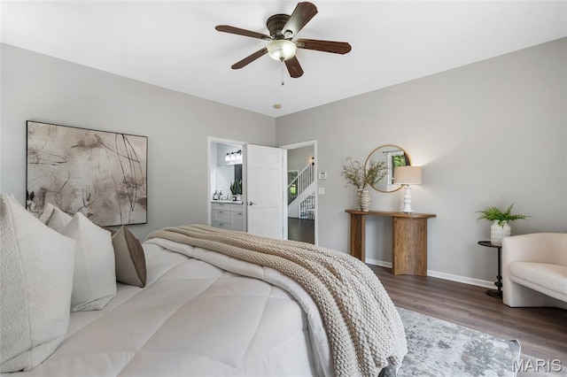 3516 Hawthorne Ridge Dr, Eureka, MO 63025 - bedroom featuring wood finished floors, ensuite bathroom, and a ceiling fan