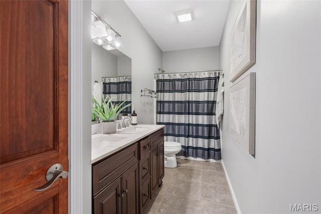 3516 Hawthorne Ridge Dr, Eureka, MO 63025 - bathroom with double vanity and a shower with curtain