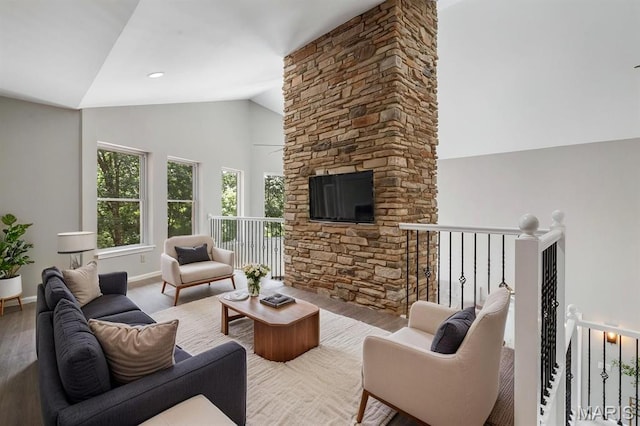 3516 Hawthorne Ridge Dr, Eureka, MO 63025 - living room with wood finished floors and high vaulted ceiling