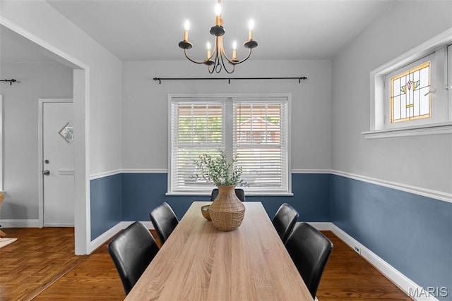 5524 Devonshire Ave, Saint Louis, MO 63109 - dining room featuring a chandelier and an office area