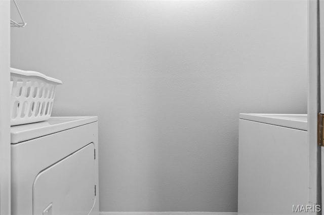 1531 Charmaine Dr, Bonne Terre, MO 63628 - laundry room with washer and clothes dryer