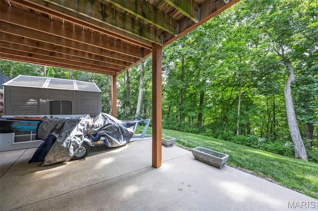 5 Hickory Glen Ct, Lake St Louis, MO 63367 - view of patio with a shed