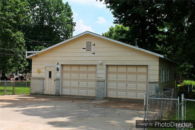 1680 Tyson Dr, Florissant, MO 63031 - photo 3