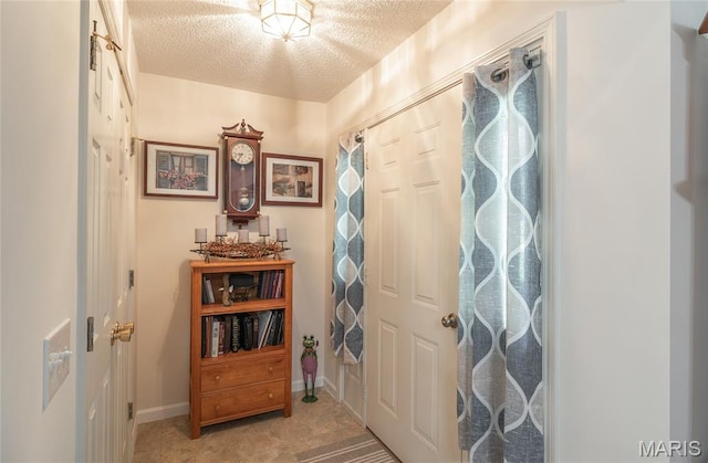 240 N Bernhardt Ave, Gerald, MO 63037 - foyer entrance featuring a textured ceiling and baseboards