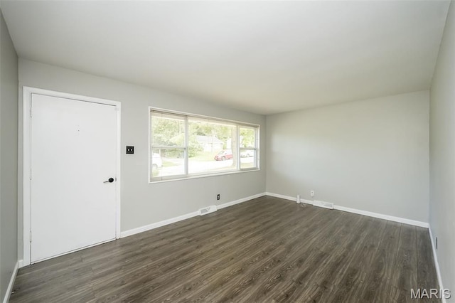 5575 Winchelsea Dr, Saint Louis, MO 63121 - photo 6