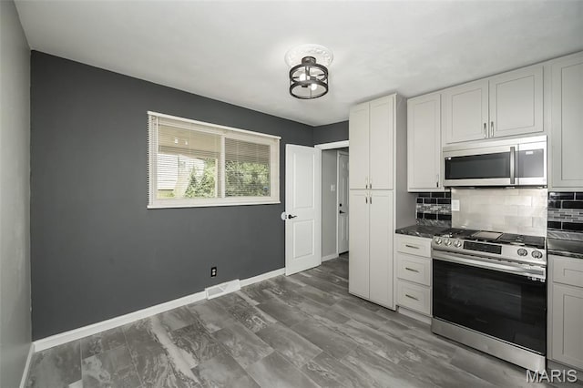 5575 Winchelsea Dr, Saint Louis, MO 63121 - photo 9
