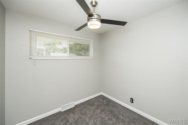 5575 Winchelsea Dr, Saint Louis, MO 63121 - photo 14