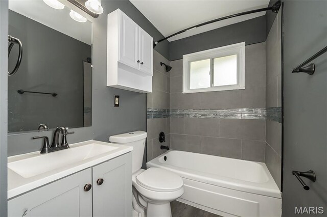 5575 Winchelsea Dr, Saint Louis, MO 63121 - photo 20