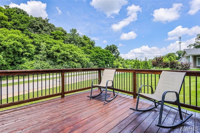1007 Crows Nest Ct, Caseyville, IL 62232 - deck with a yard
