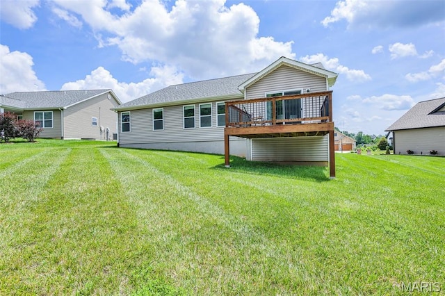1007 Crows Nest Ct, Caseyville, IL 62232 - back of property featuring a deck and a yard