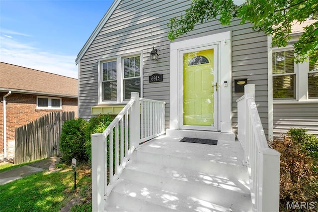 6915 Wise Ave, Saint Louis, MO 63139 - property entrance