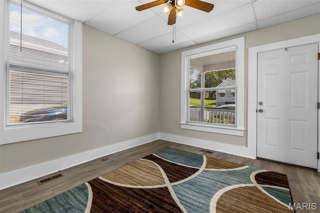 229 Broadway Ave, Crystal City, MO 63019 - foyer featuring a ceiling fan and wood finished floors