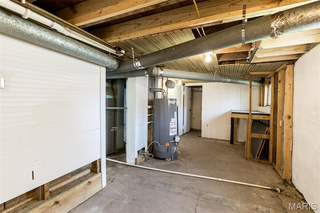 229 Broadway Ave, Crystal City, MO 63019 - unfinished basement featuring water heater