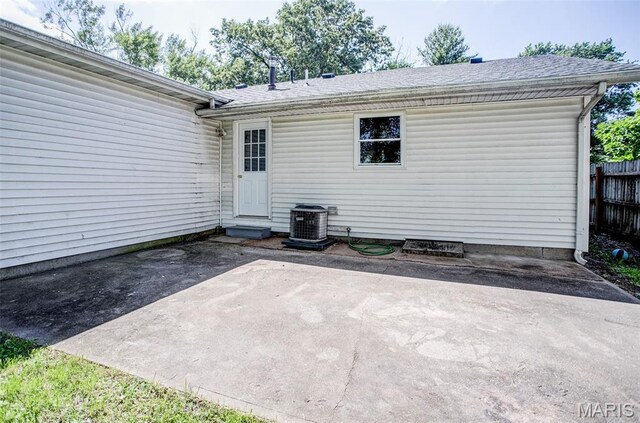 515 Mobile St, Brighton, IL 62012