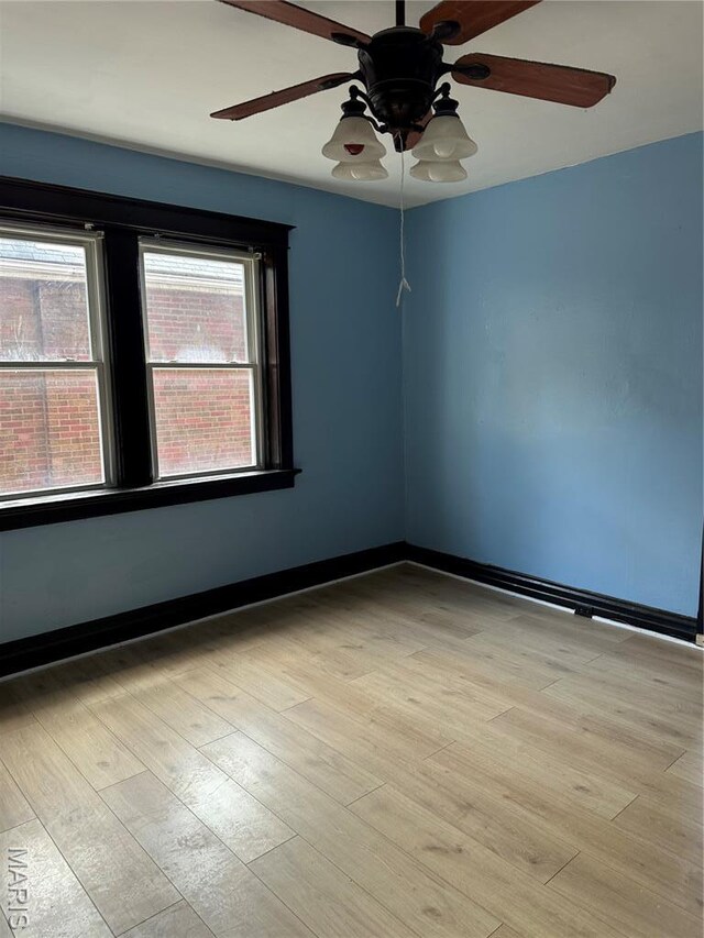 4027 Bamberger Ave, Saint Louis, MO 63116 - unfurnished room with a ceiling fan and light wood finished floors