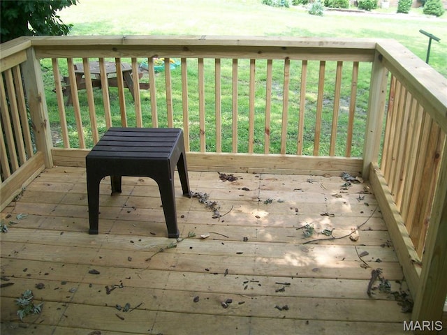 243 Jones St, Sullivan, MO 63080 - wooden terrace with a lawn