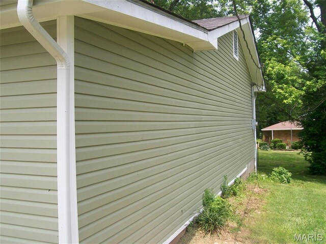 243 Jones St, Sullivan, MO 63080 - view of home's exterior with a yard