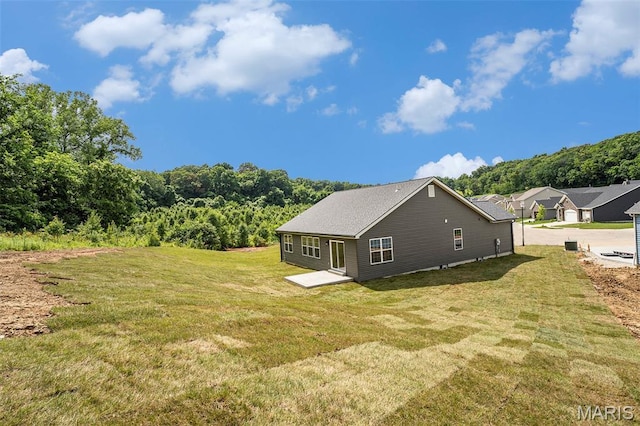 684 Fox Creek Dr, Fenton, MO 63026 - view of property exterior featuring a yard