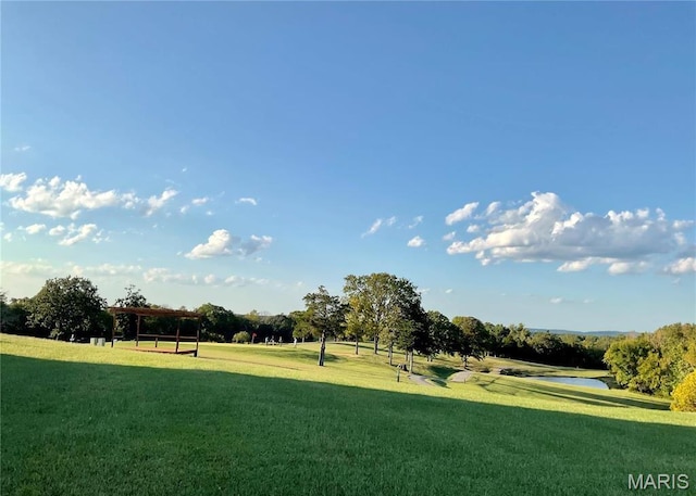 10515 Eagles Nest Dr, Hillsboro, MO 63050