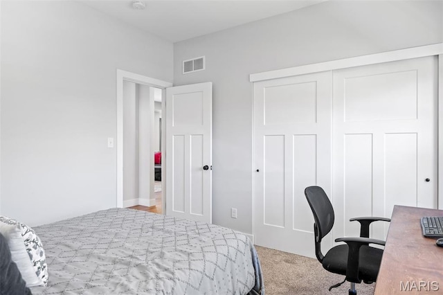 10523 Village Ln, Foristell, MO 63348 - carpeted bedroom with a closet and a desk