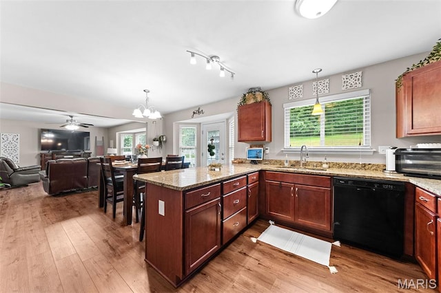 925 Appalachian Dr, Wentzville, MO 63385