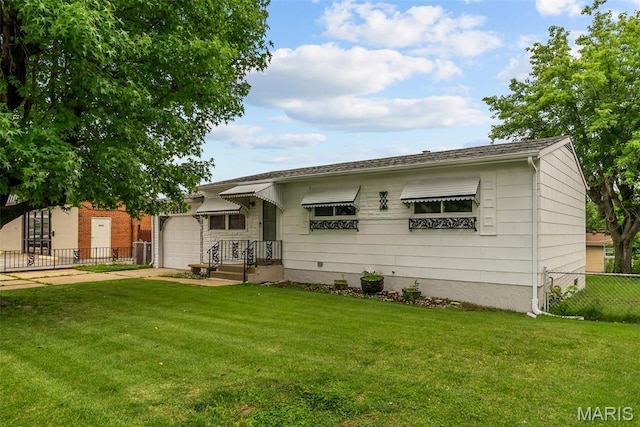 4231 Green Park Rd, Saint Louis, MO 63125 - bungalow-style home featuring a garage and concrete driveway